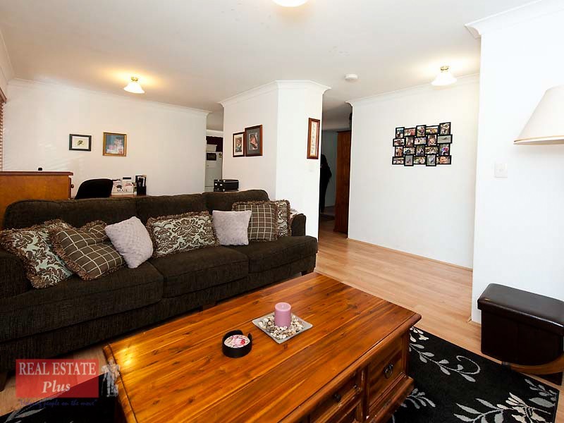 25B Bullarra Rd, Greenmount WA 6056