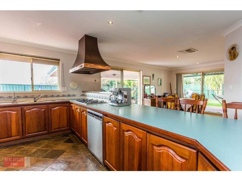 27 Bourke View, Jane Brook WA 6056