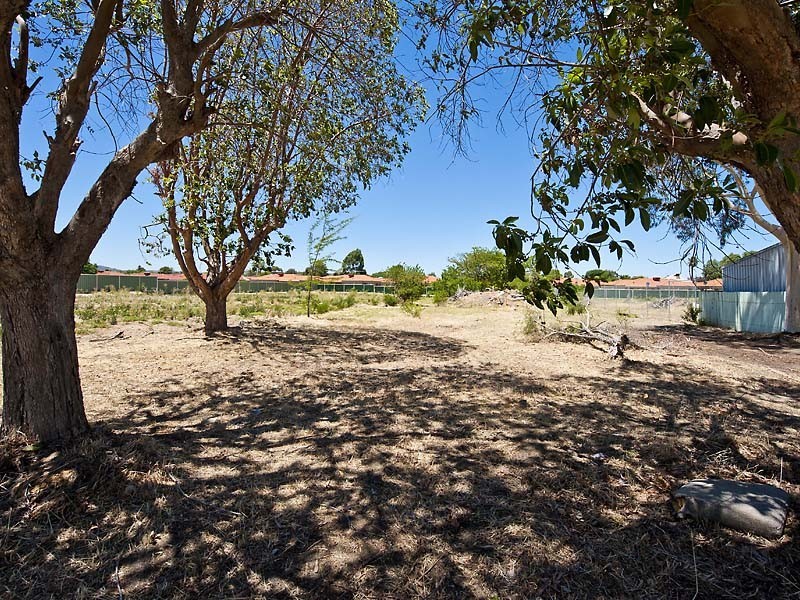 1 Spring Avenue, Midland WA 6056