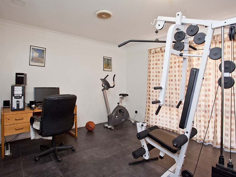 34 Ealy Street, Mount Helena WA 6082