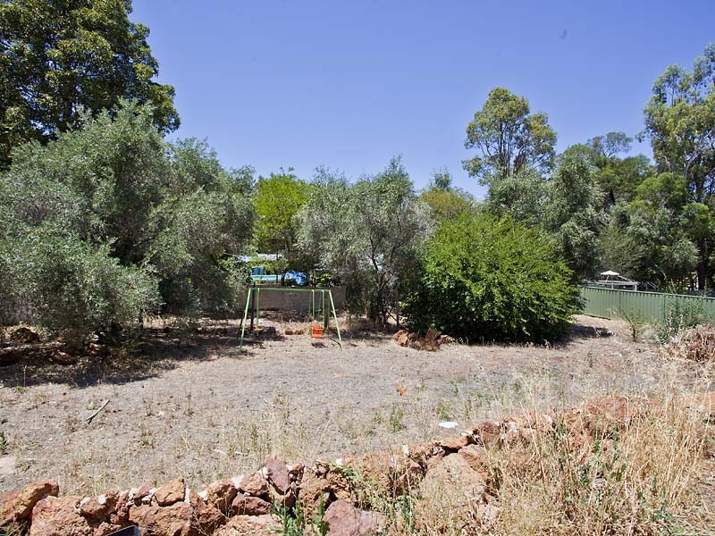 34 Ealy Street, Mount Helena WA 6082