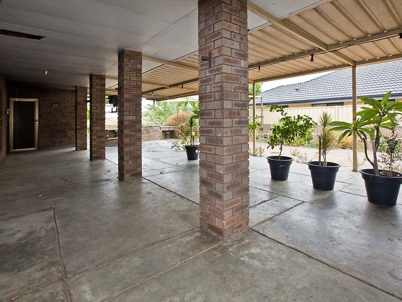 Wattle Grove WA 6107