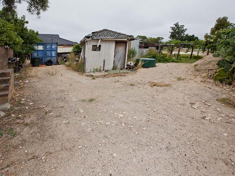 Wattle Grove WA 6107