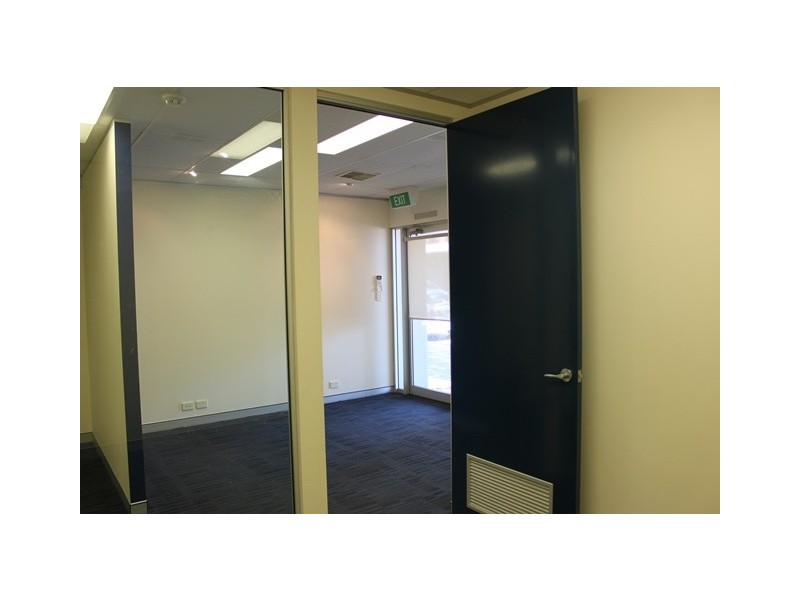 Unit 2 / 12 Old Gt Nrthn Hwy, Midland WA 6056