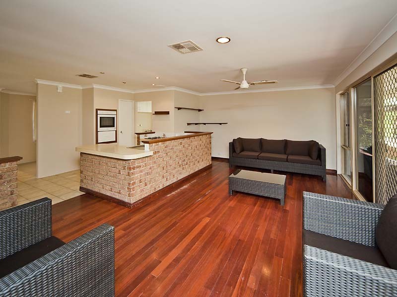 13 Redgum Drive, Ballajura WA 6066