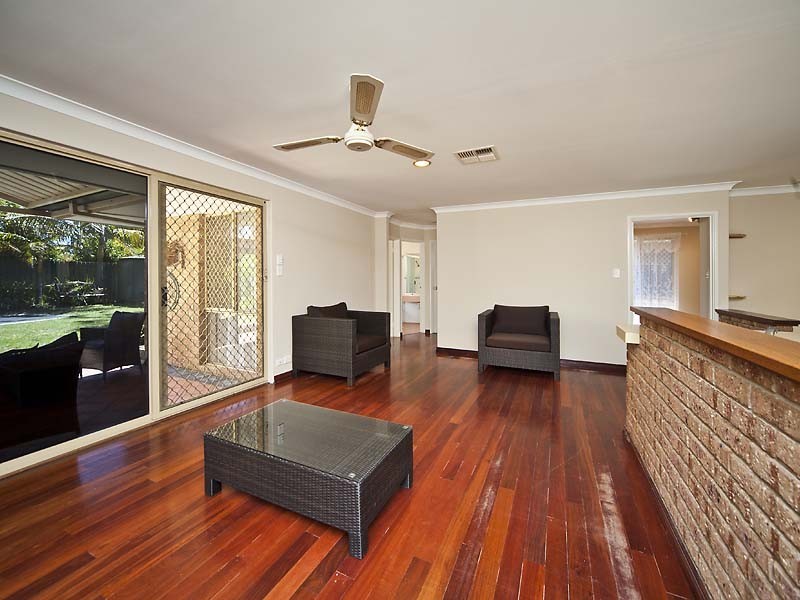 13 Redgum Drive, Ballajura WA 6066