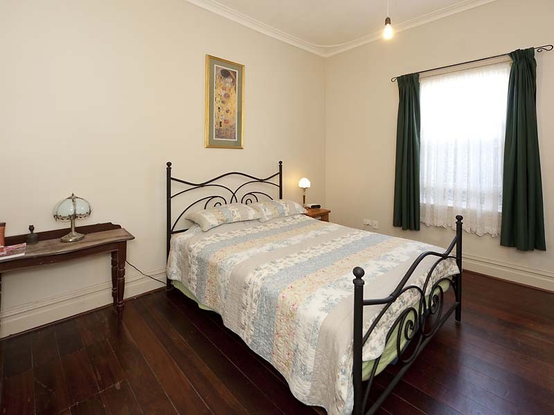 40 Byers Road, Midland WA 6056