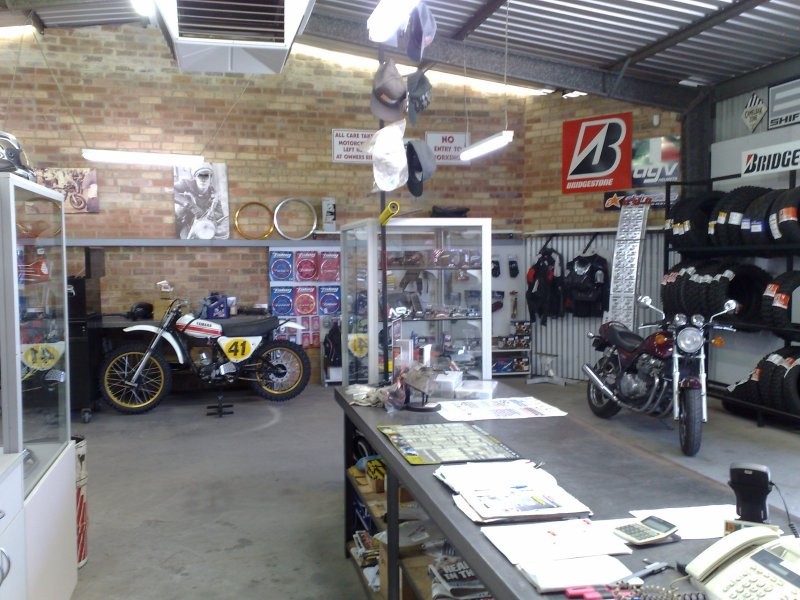 24 Wandeara Crescent, Mundaring WA 6073