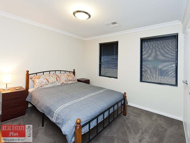 21 Januk Turn, South Guildford WA 6055