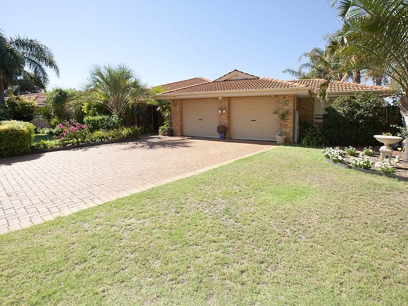 6 Clyde Place, Camillo WA 6111