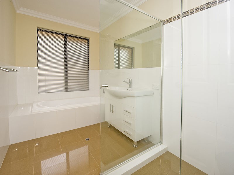 Middle Swan WA 6056