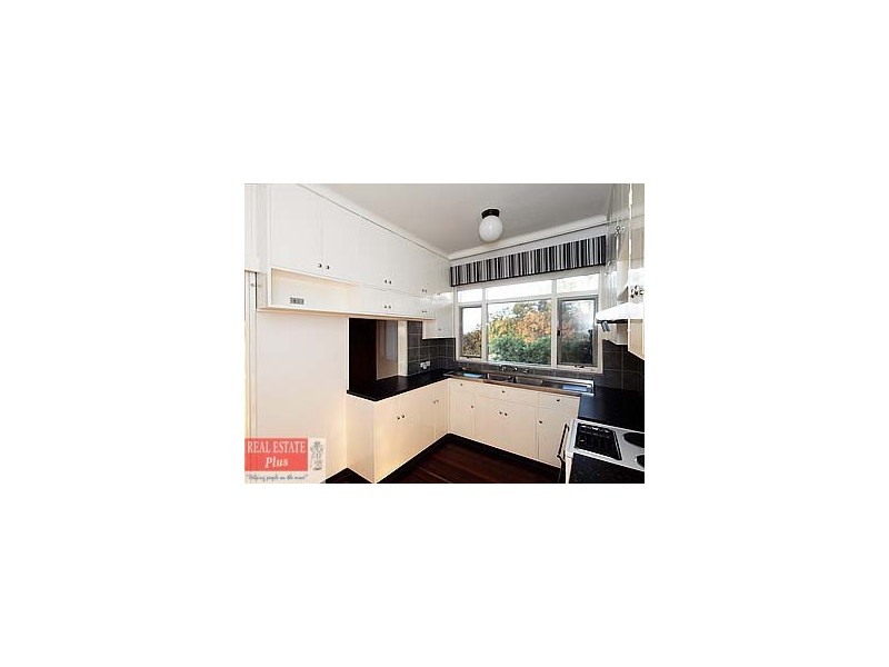 29 Swan View Road, Greenmount WA 6056