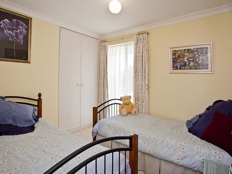 12 Welbourn Road, Swan View WA 6056