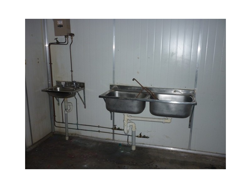 1, 1928 Albany Hwy, Maddington WA 6109