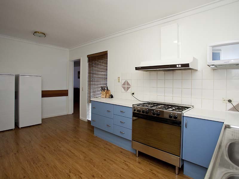 3 Lucas Road, Swan View WA 6056