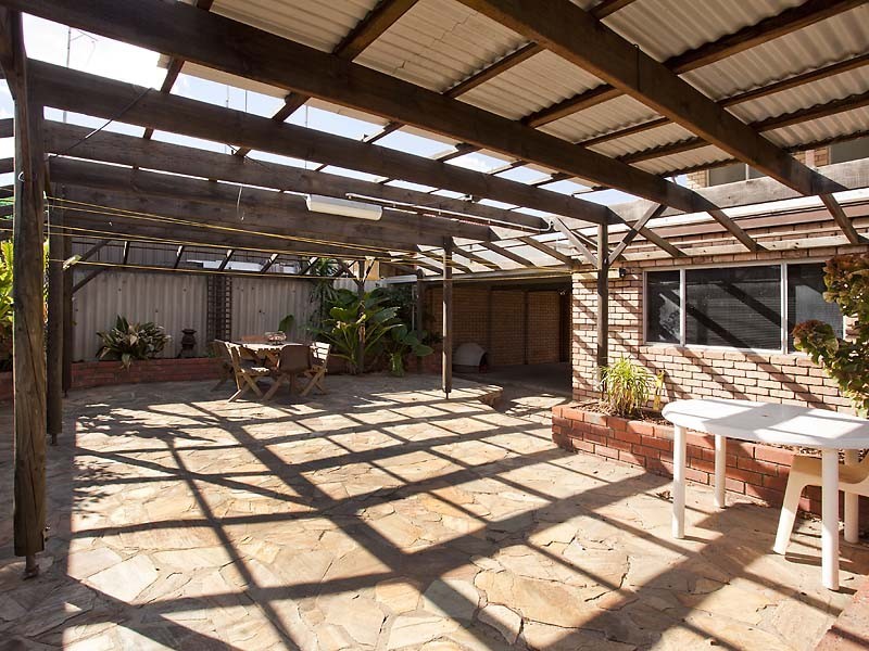 3 Lucas Road, Swan View WA 6056