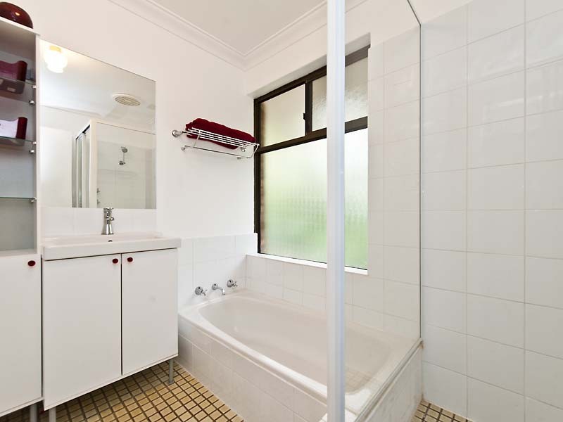 17 Grahame Street, Mount Helena WA 6082