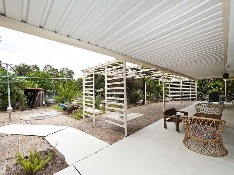 17 Grahame Street, Mount Helena WA 6082