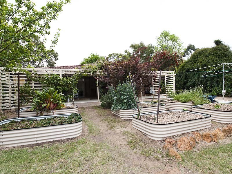 17 Grahame Street, Mount Helena WA 6082