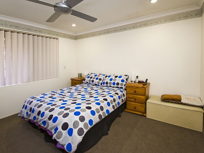 79 Myles Road, Swan View WA 6056