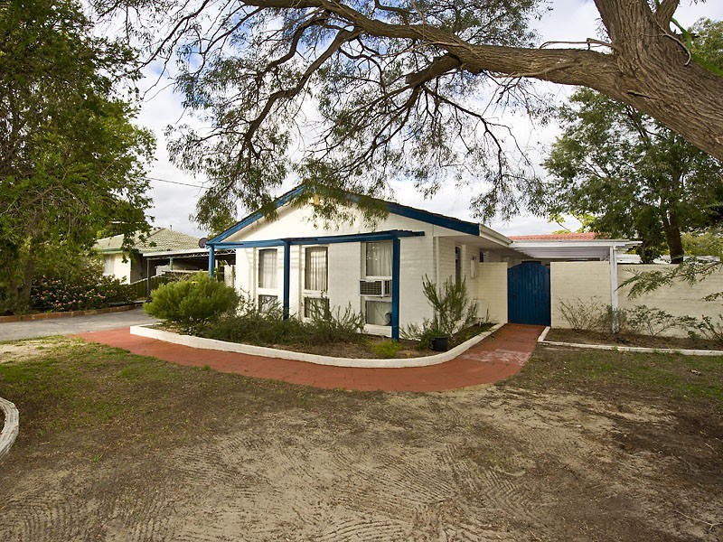 19 Dorchester Road, Forrestfield WA 6058