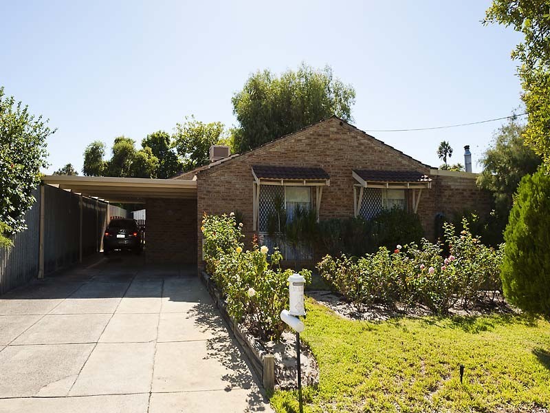 37 Calliandra Way, Forrestfield WA 6058