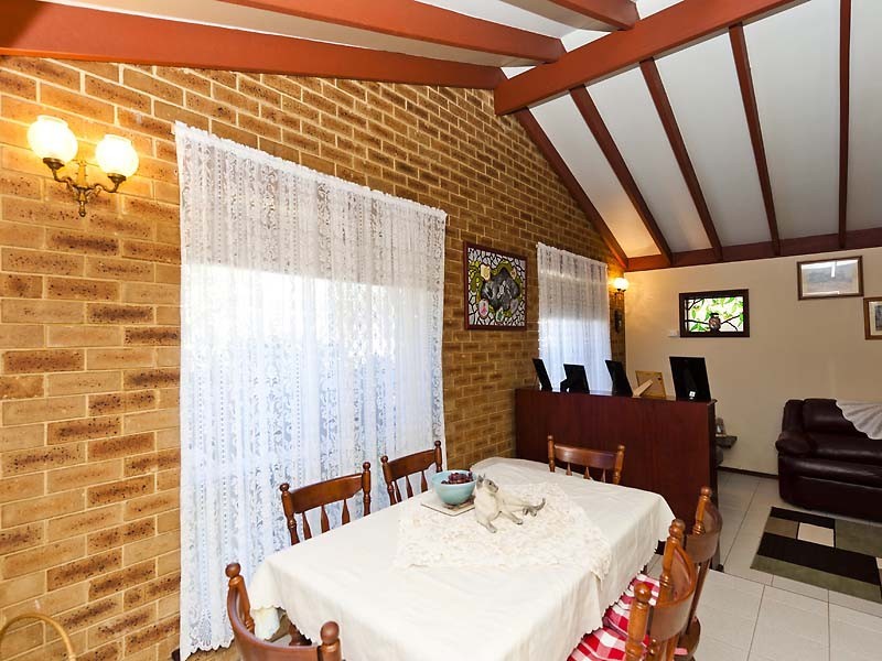 37 Calliandra Way, Forrestfield WA 6058