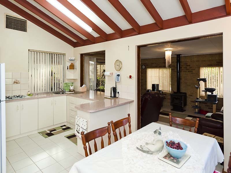 37 Calliandra Way, Forrestfield WA 6058