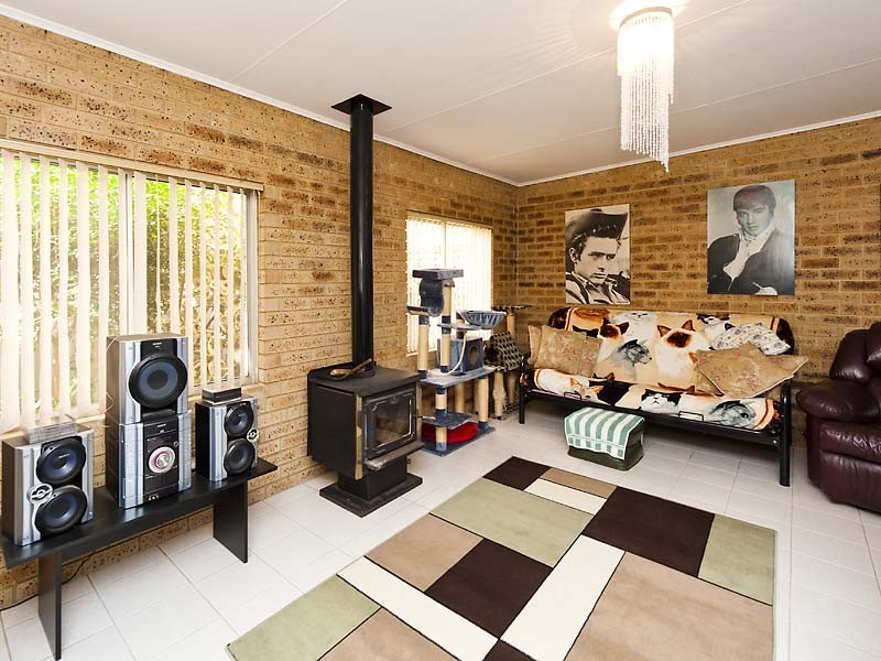 37 Calliandra Way, Forrestfield WA 6058