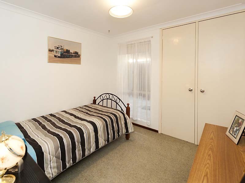 37 Calliandra Way, Forrestfield WA 6058