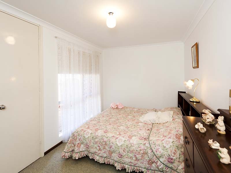 37 Calliandra Way, Forrestfield WA 6058