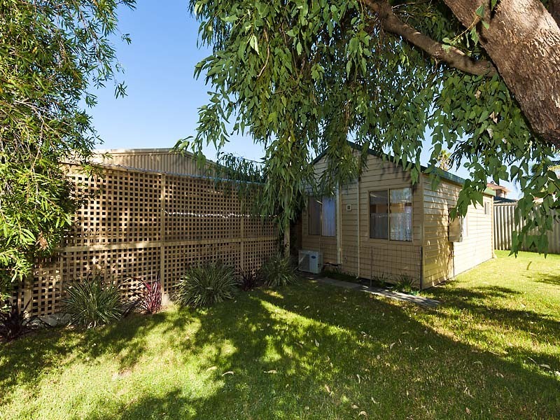 37 Calliandra Way, Forrestfield WA 6058