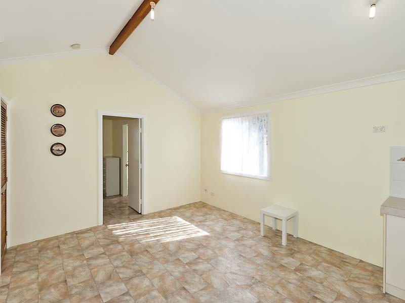 37 Calliandra Way, Forrestfield WA 6058