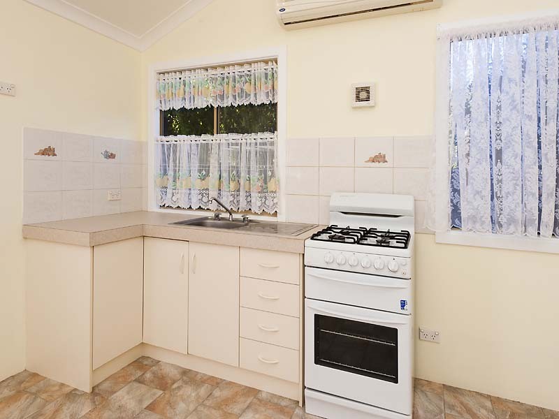 37 Calliandra Way, Forrestfield WA 6058