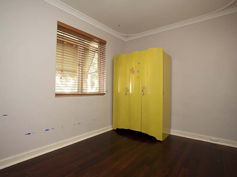 54 Bushby Street, Midvale WA 6056