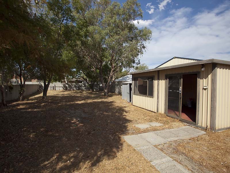 54 Bushby Street, Midvale WA 6056