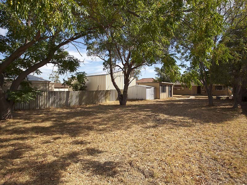 54 Bushby Street, Midvale WA 6056
