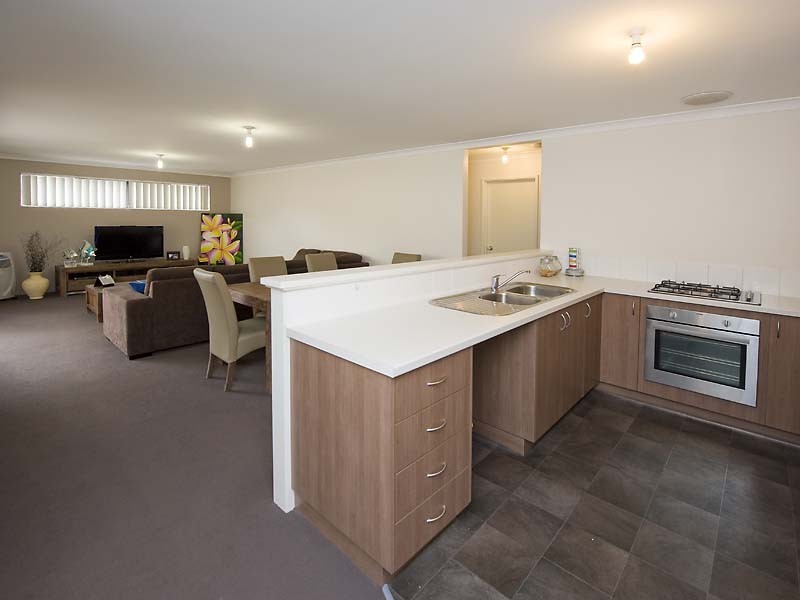 2A George Street, Midland WA 6056