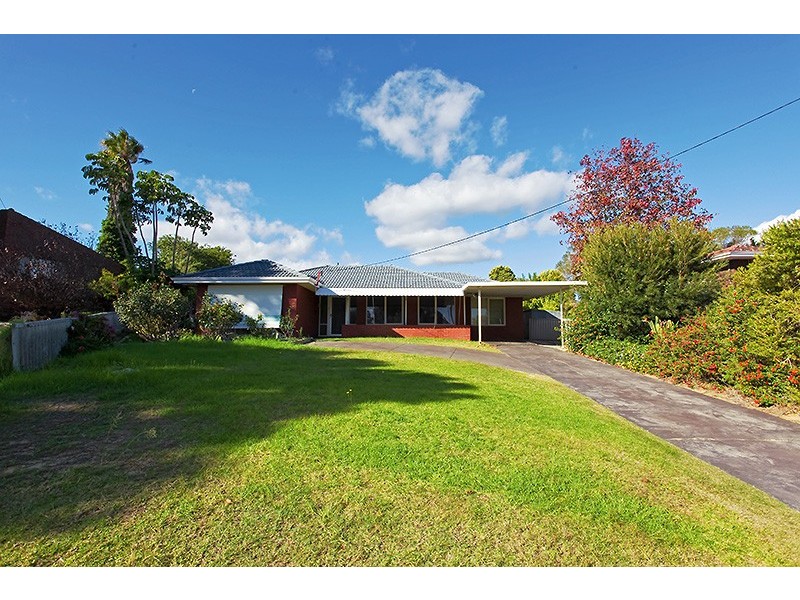 29 Abbott Way, Swan View WA 6056