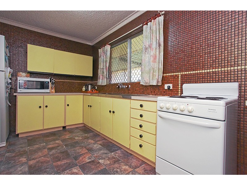 29 Abbott Way, Swan View WA 6056