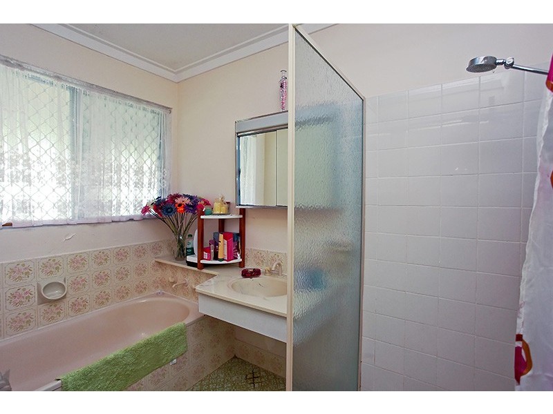 29 Abbott Way, Swan View WA 6056