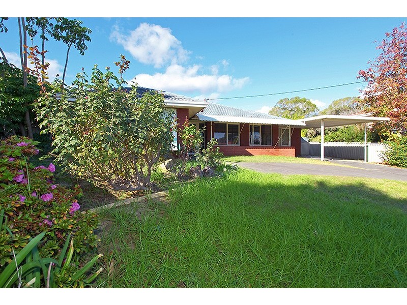 29 Abbott Way, Swan View WA 6056