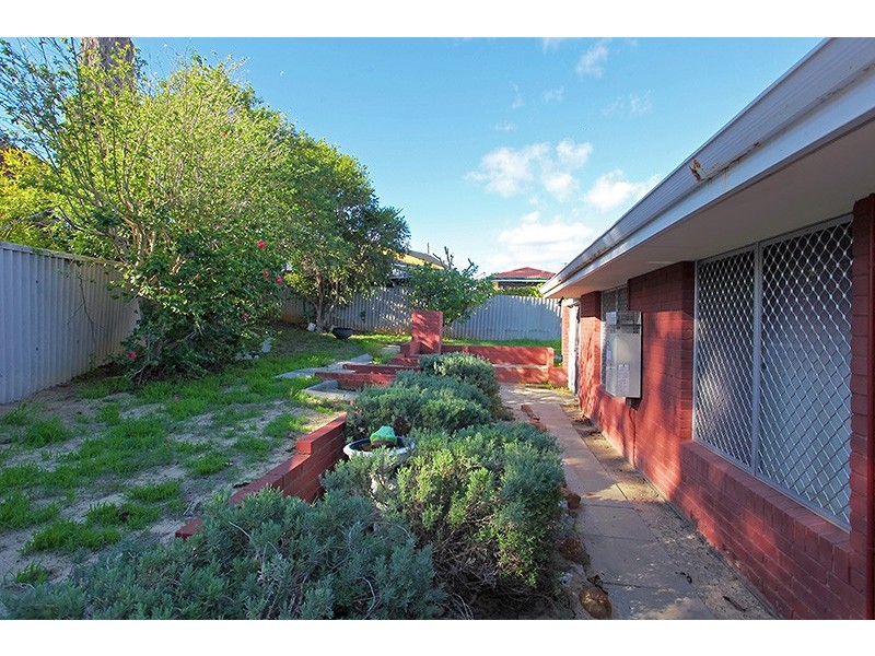 29 Abbott Way, Swan View WA 6056