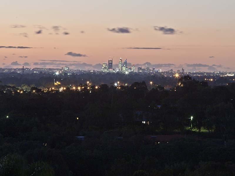 11 Hilltop Place, Kelmscott WA 6111