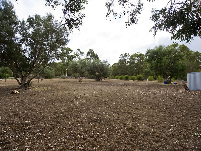 1000 Elliott Road, Mount Helena WA 6082