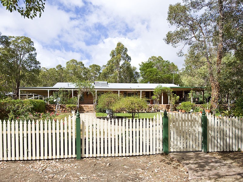 1000 Elliott Road, Mount Helena WA 6082