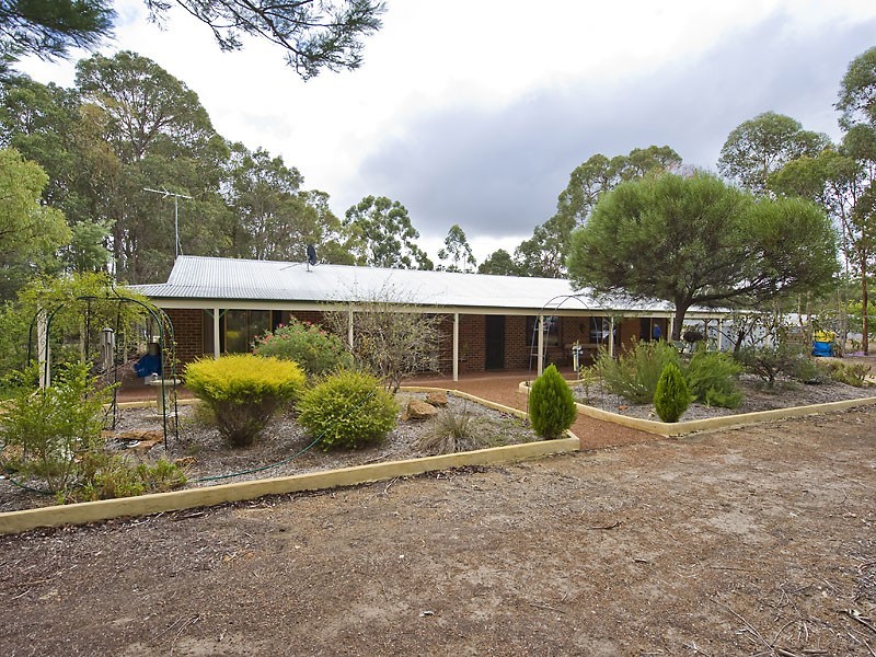 1000 Elliott Road, Mount Helena WA 6082