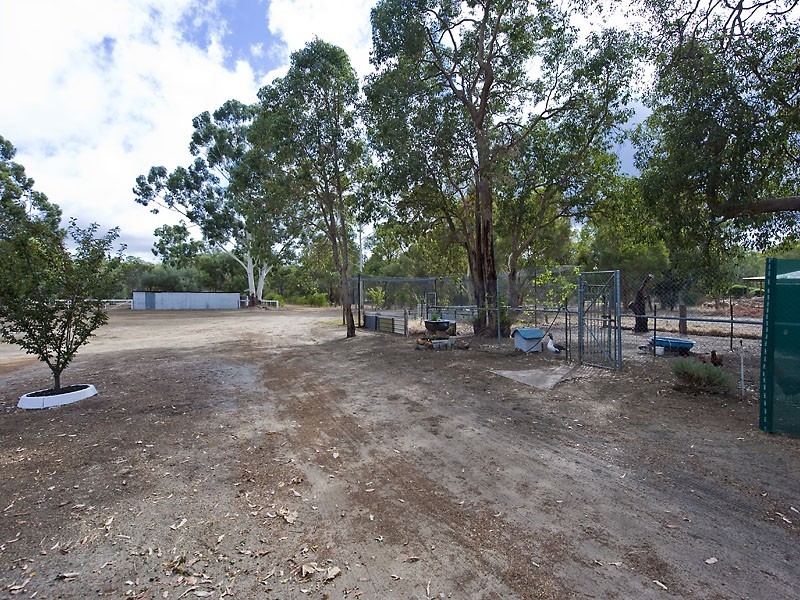 1000 Elliott Road, Mount Helena WA 6082