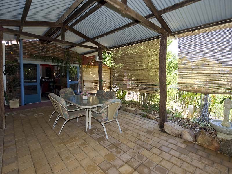 18 Grevillea Crescent, Swan View WA 6056