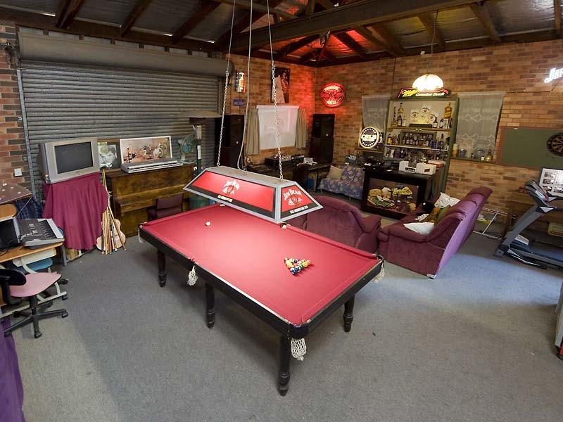 18 Grevillea Crescent, Swan View WA 6056